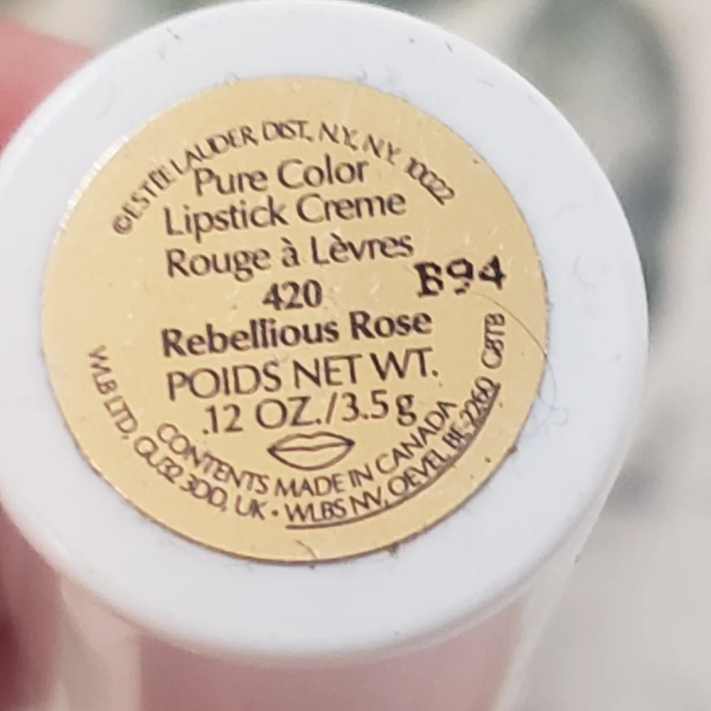 Lipstic Organizer & Rebellious Rose 420 Lipstick Estee Lauder